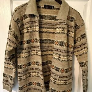 Patterned Sweater - Beige and Green